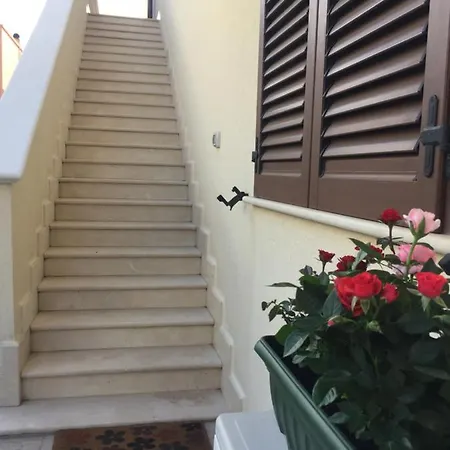 Le Coccinelle לינה וארוחת בוקר